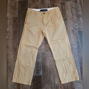 Mens American Eagle Relaxed Khaki Pants (34×30)